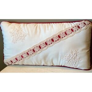 Lace Accent Pillow‎ Decorative Throw Pillow Red Trim Accent Pillow
